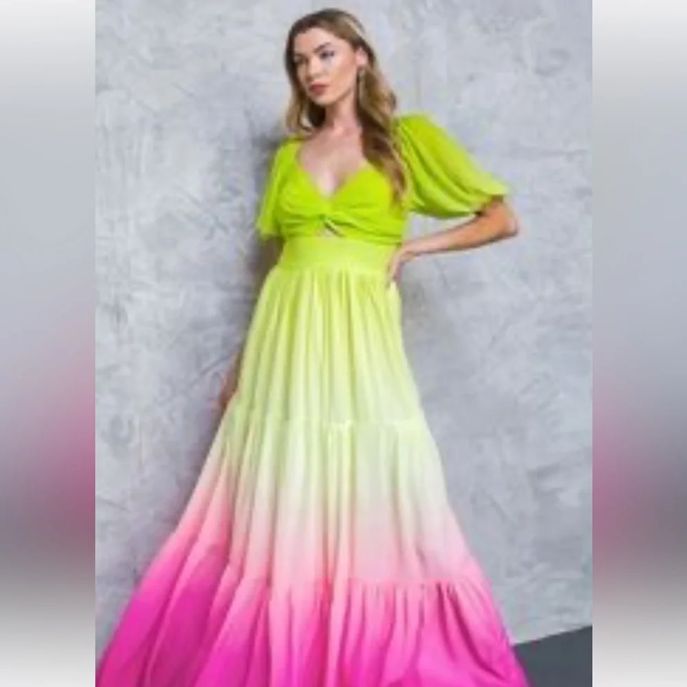 Vacation dress - Picture 2 of 5